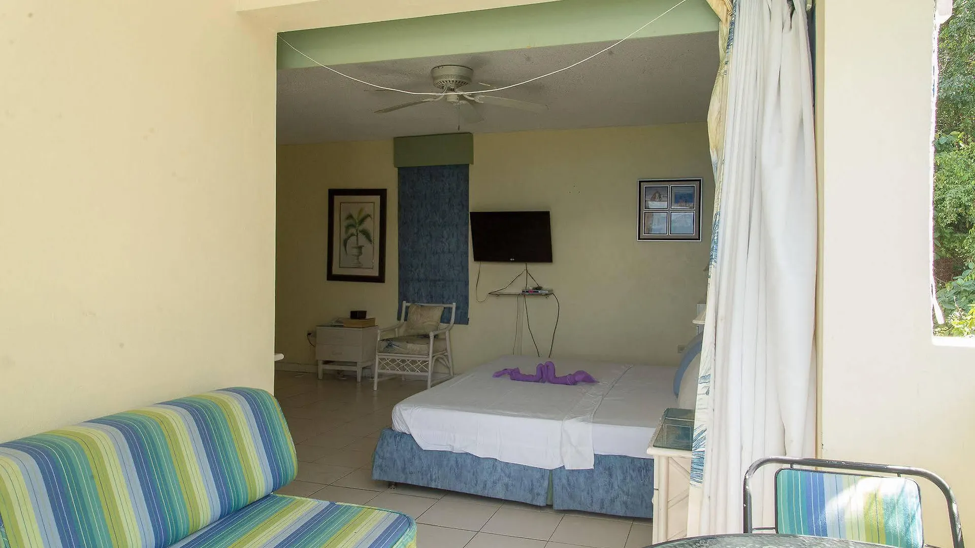 Moonlight Beach Studio At Montego Bay Club Resort Hotel