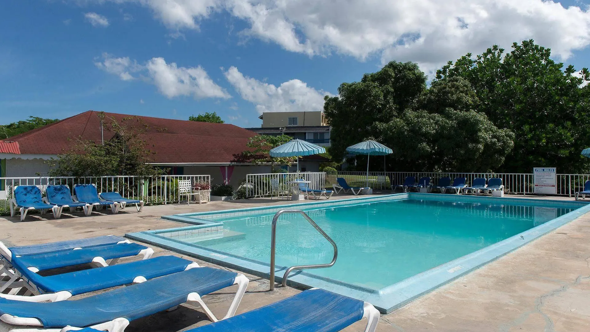 Moonlight Beach Studio At Montego Bay Club Resort